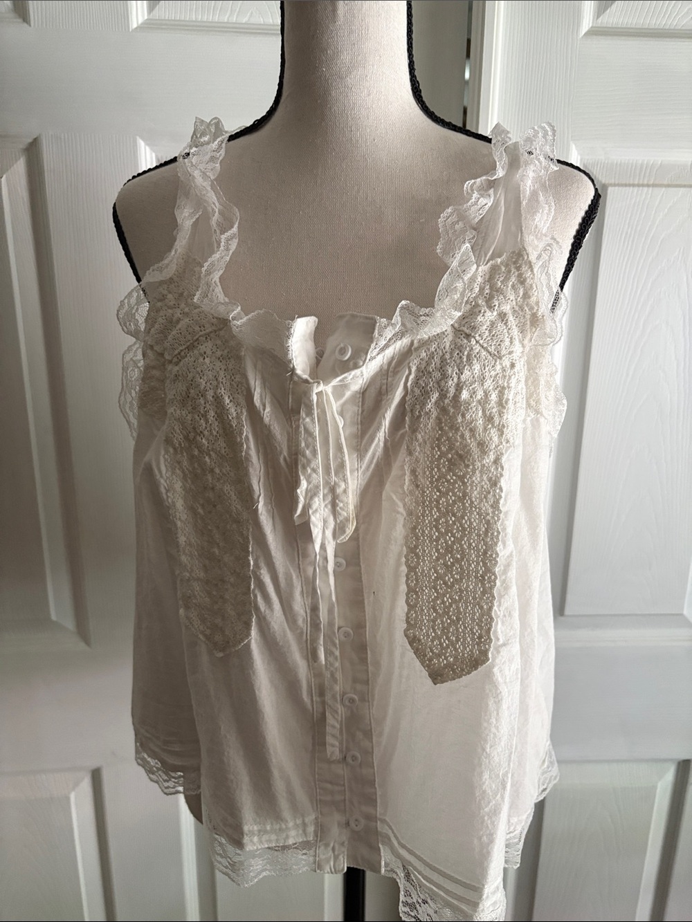 Women's White Lace-Trim Button Front Tank
